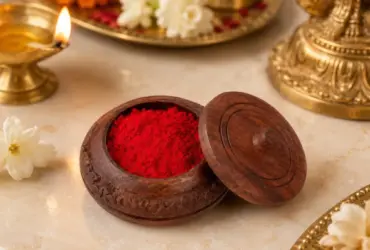 Compact wooden sindoor and kumkum storage box with lid